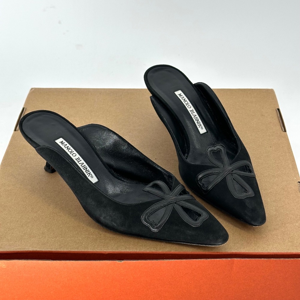 Y2K‎ Manolo Blahnik Black Suede Leather Pointed Low Kitten Mule 2" Heel EU 37